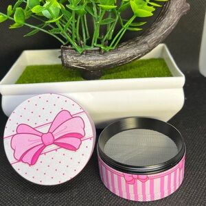 50mm 4-Layer Metal Grinder, Pink & White theme, Pink Bow, Durable Grinder